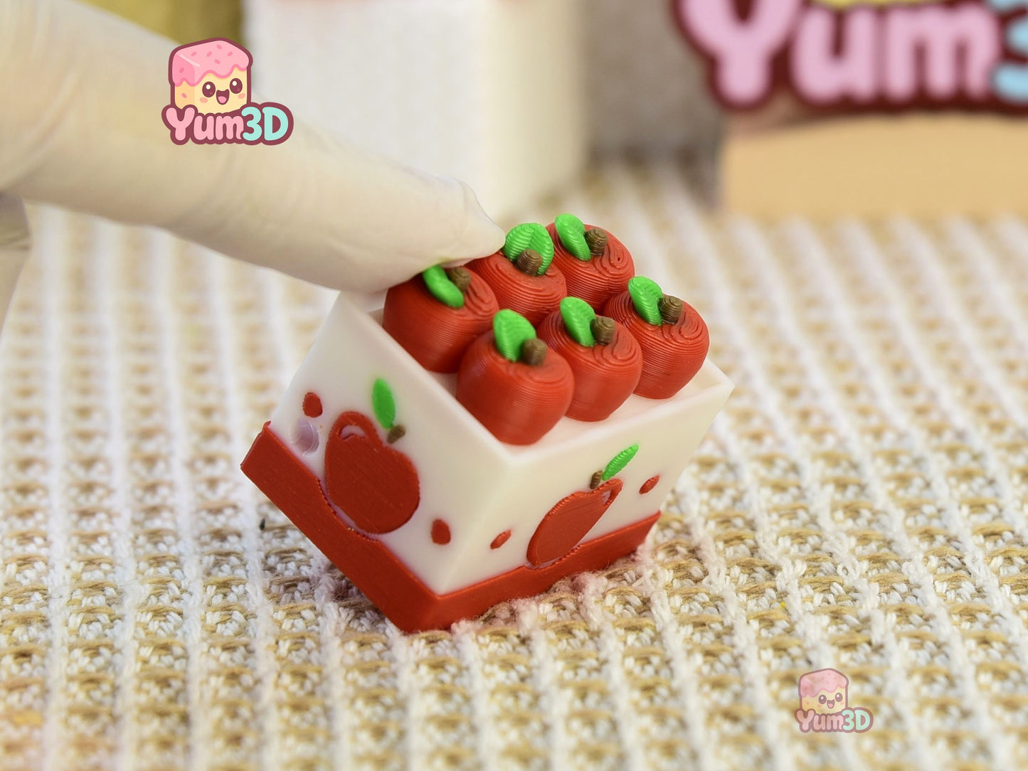 Yum3D-Mini Fruit Crates Set of Clicker Keychains_04.jpg