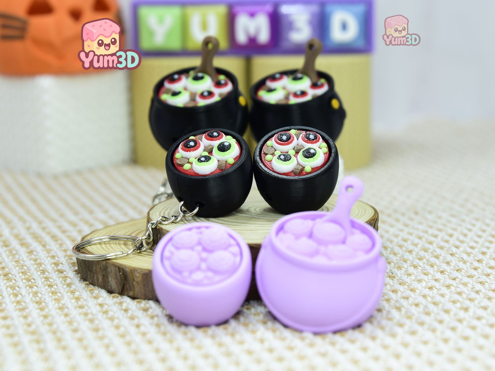 Yum3D-Spooky Eyeball Soup Set of Clicker Keychains_04.jpg