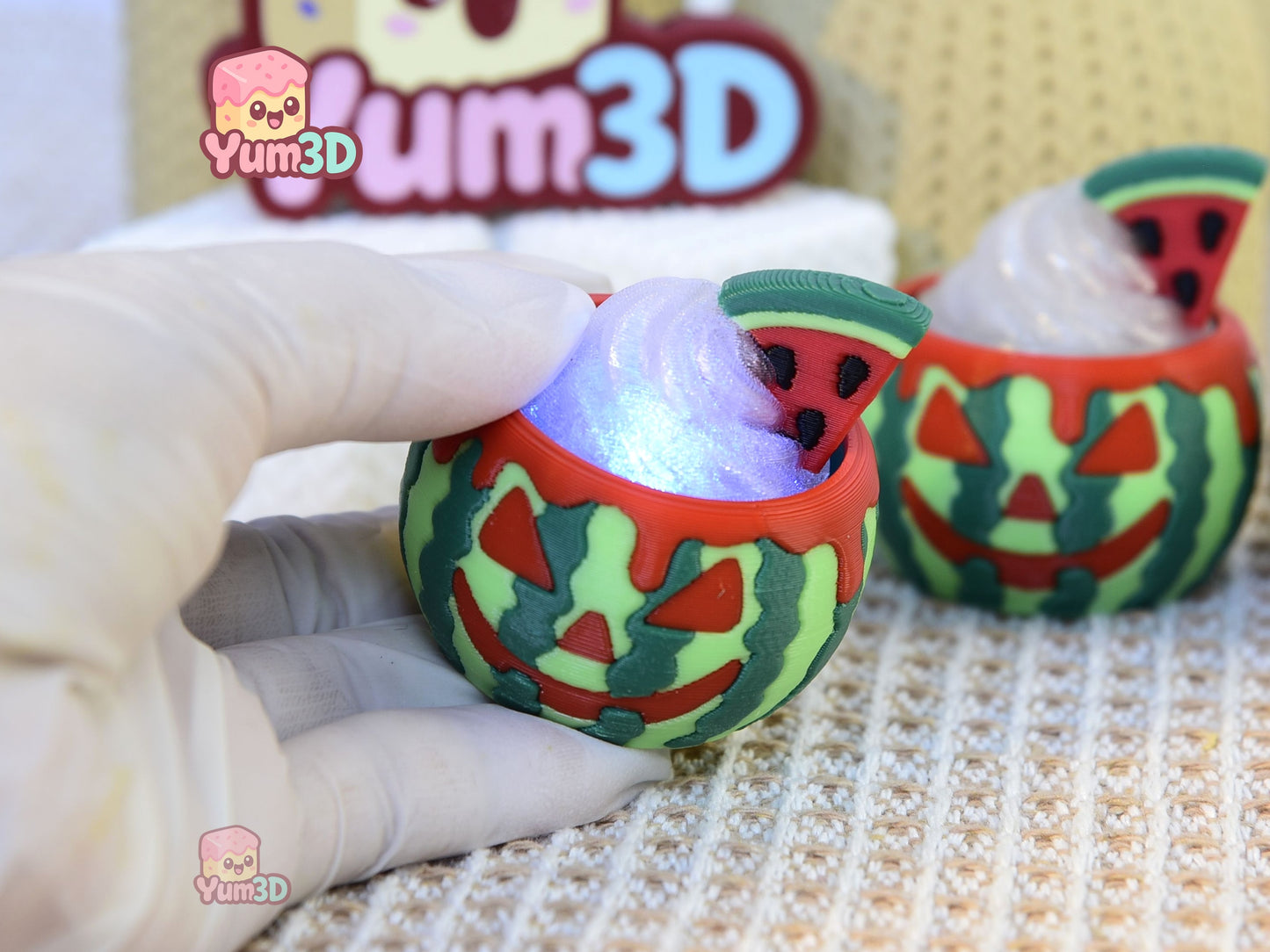 Yum3D-Halloween Jack O’ Melon Fidget Led Clicker Keychain_02.jpg