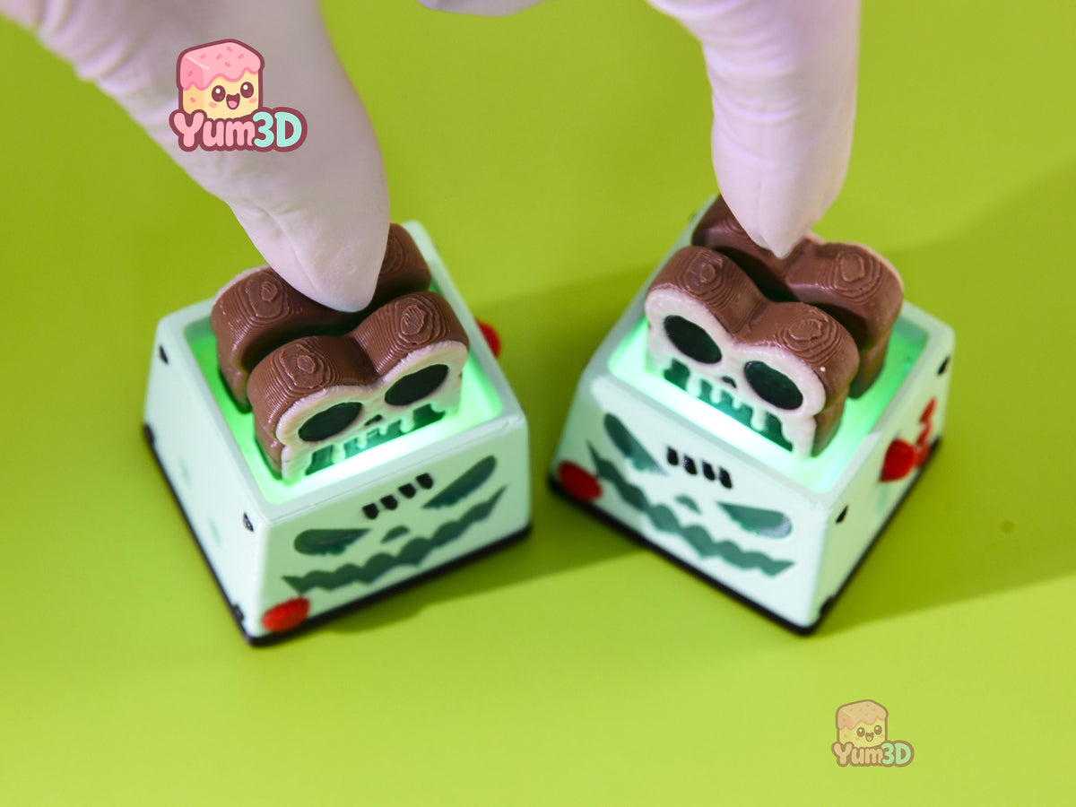Yum3D-Spooky Toast Bites Fidget Led Clicker Keychain_05.jpg