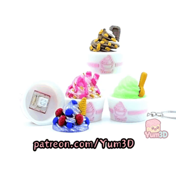 Yum3D-Frozen Yogurt Set of Clicker Keychains_11.gif