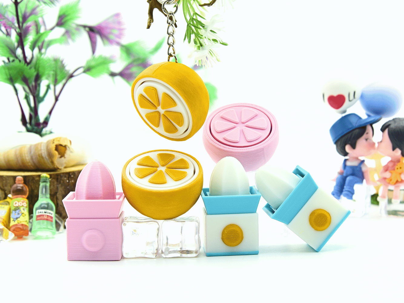 Yum3D-Fresh Squeeze Orange Juicer Set of Clicker Keychains_05.png