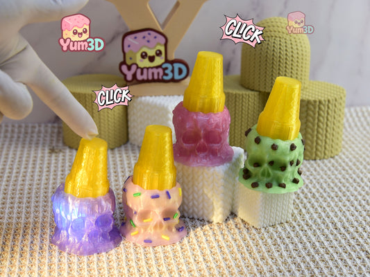 Yum3D-Halloween Skull Ice Cream Set of Clicker Keychains_01.jpg