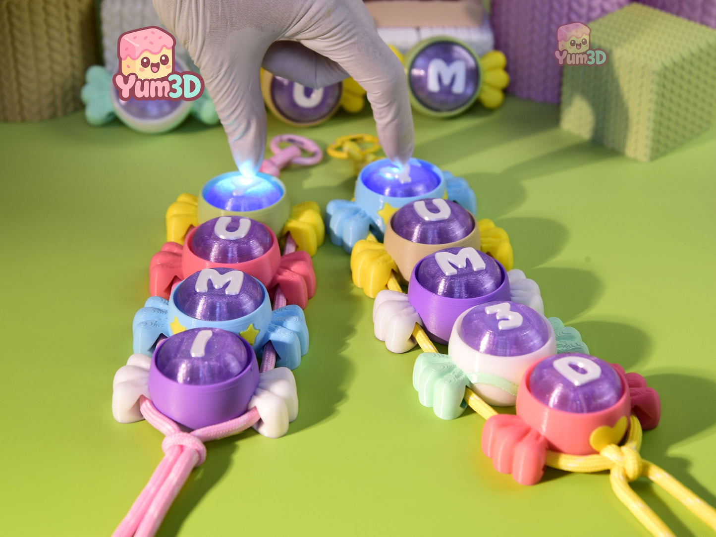 Yum3D-Custom Candy Name Fidget Led Clicker Keychain_03.jpg